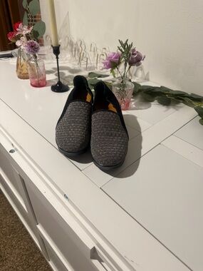 bernie mev. Gray Knit Slip-On Wedge Loafers